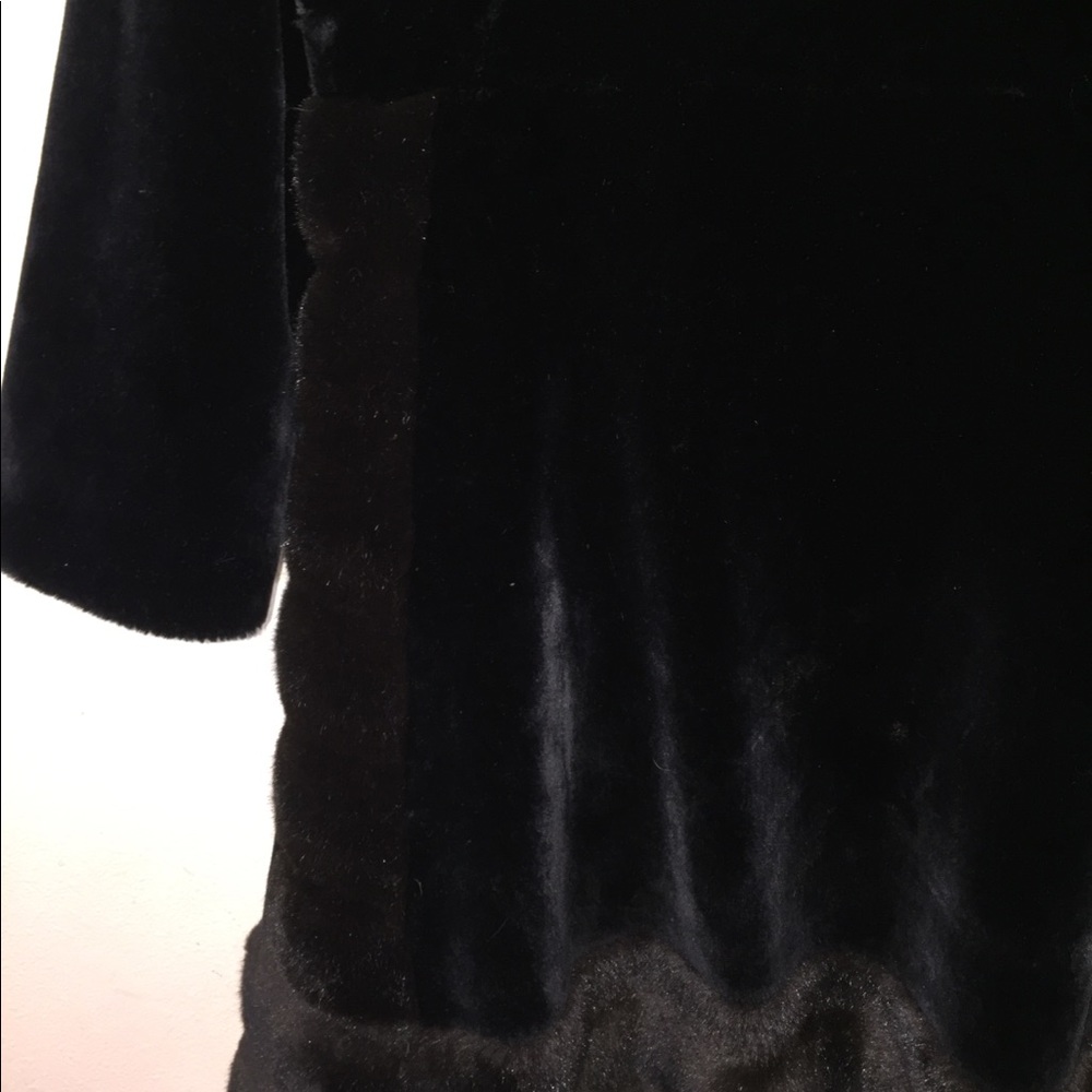 Vintage Perfect Fur Coat - Picture 7 of 16